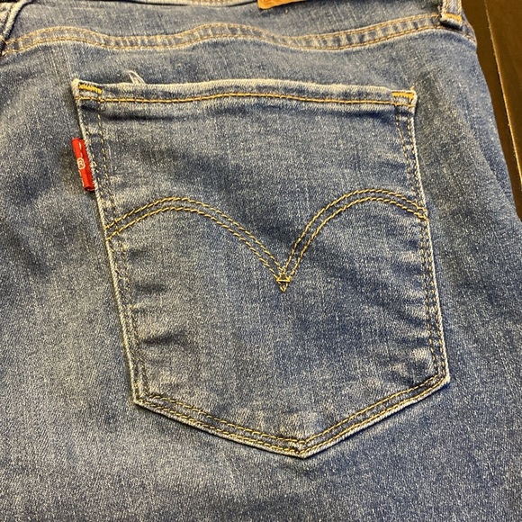 Levi’s 720 High-Rise Super Skinny Distressed Jeans - Size 31✨ - Picture 13 of 14